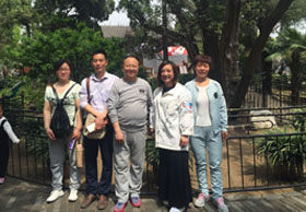 香蕉视频网站（dé）團（tuán）隊曲阜遊合影